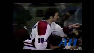 NHL Apr. 8, 1981 Larry Robinson,MTL v Mark Messier,EDM (R) Montreal Canadiens Edmonton Oilers