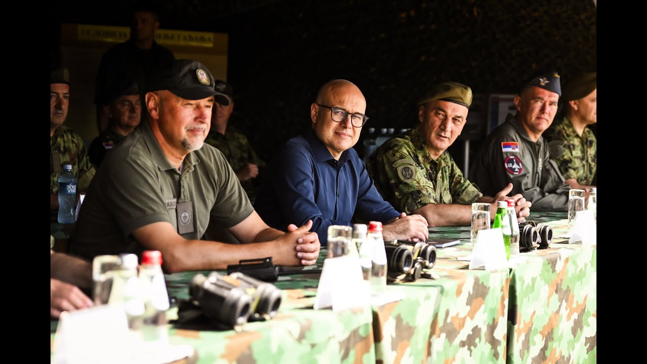 Ministar Vučević prisustvovao gađanjima iz PASARS - a na „Pasuljanskim livadama“