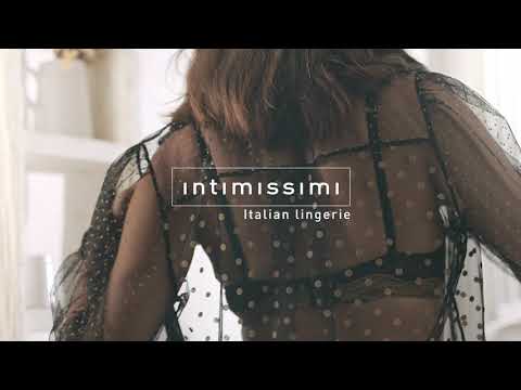 Intimissimi FW20 Campaign - Beautiful In Your Own Way