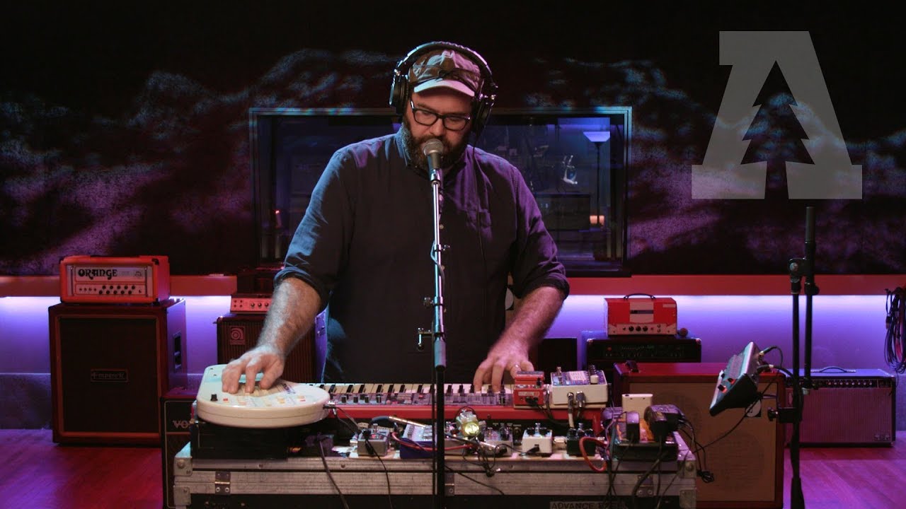 Advance Base - Summer Music | Audiotree Live adlı videoyu YouTube'da izle Advance Base - Summer Music | Audiotree Live adlı videoyu YouTube'da izle