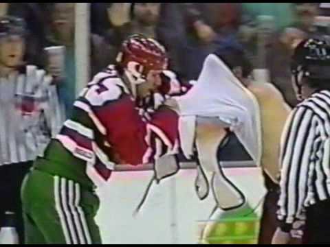 Troy Crowder vs Bob Probert Round 2 Jan 28, 1991