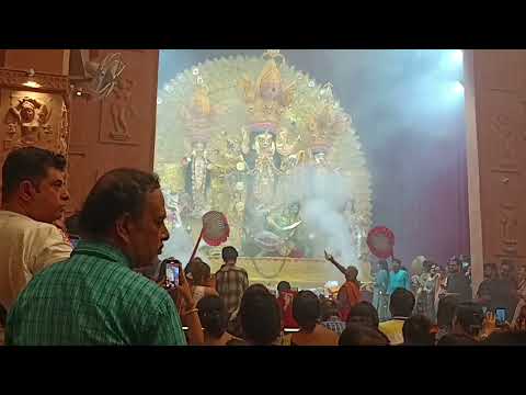 Last year Maddox Square Durga Puja Arati at Ballygunge South Kolkata Famous Nabami | Durga Puja