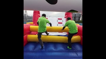 This inflatable obstacle course is awesome. #awesome #obstaclecourse #inflatable #inflatableslide