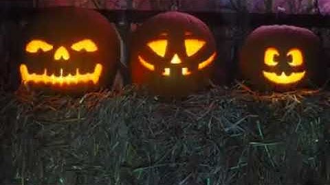 Halloween Talking Animated Pumpkin with Built-In Projector & Speaker