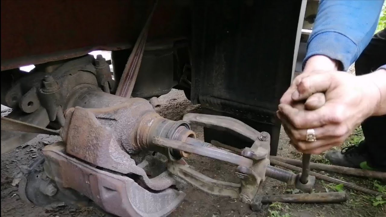 Замена блок-ступицы SAF своими руками. 😉👍Дальнобой по Украине. - YouTube