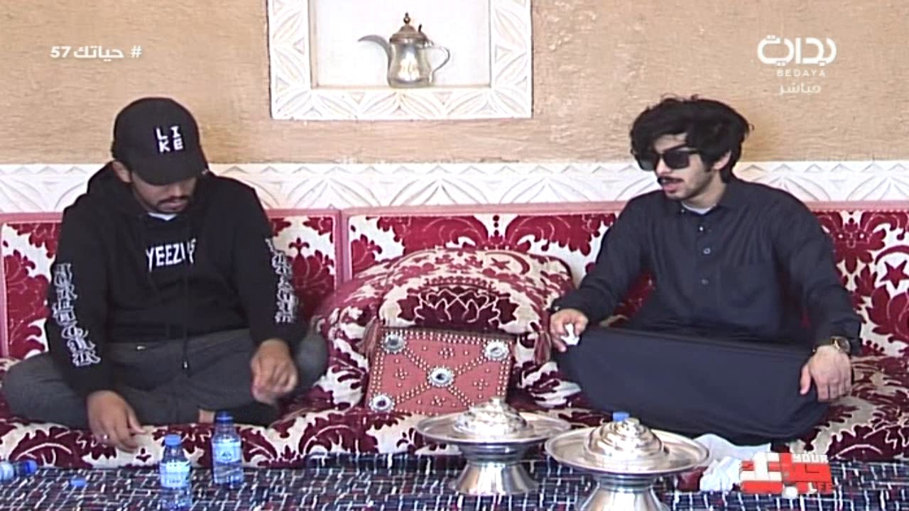 جلسة الشباب في المشب بعد صلاة الظهر | #حياتك58