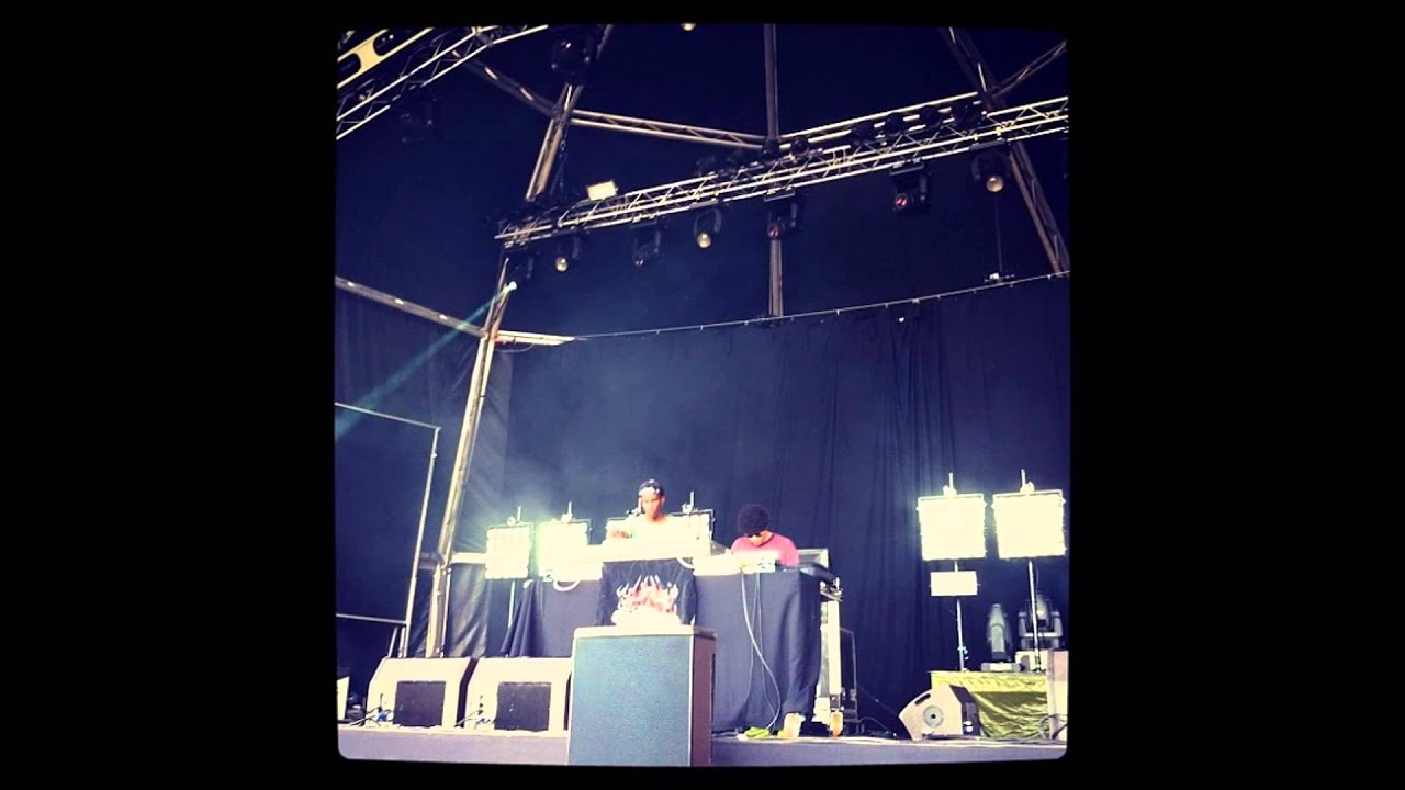 [Ambient/Trance/Experimental] James Ferraro - Live at Primavera Sound