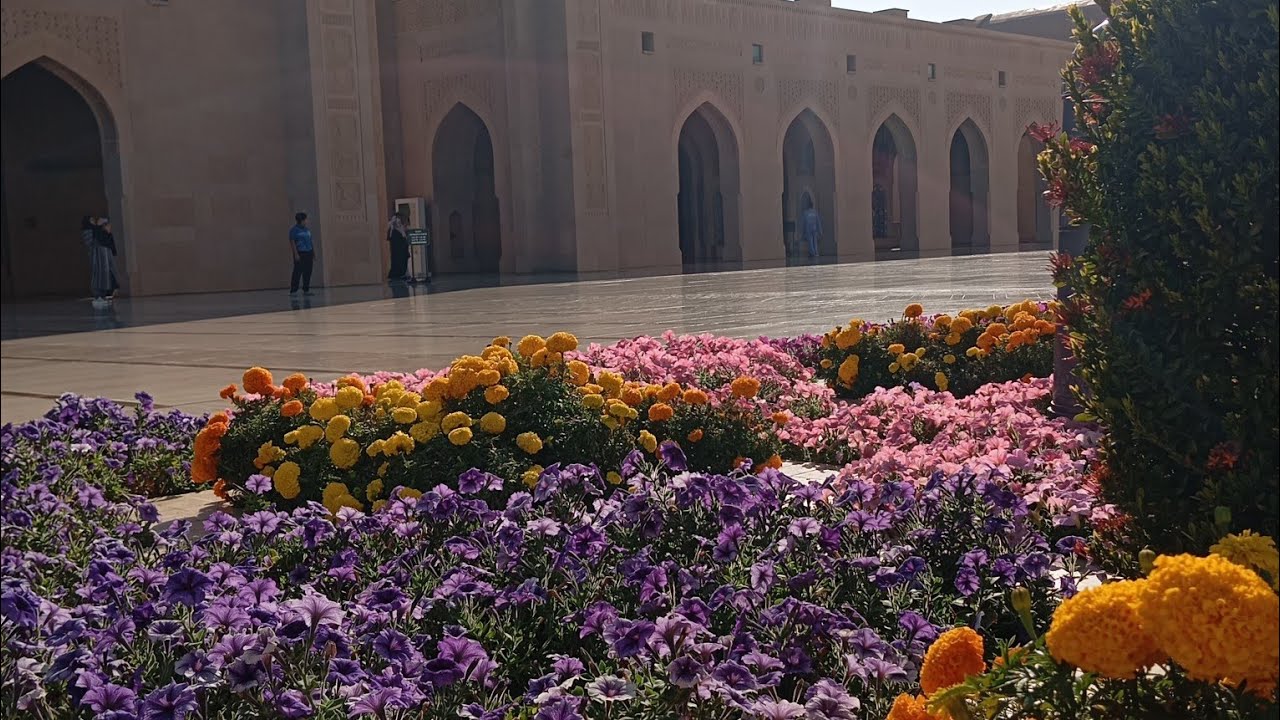 Sultan Qaboos Grand Mosque Garden view