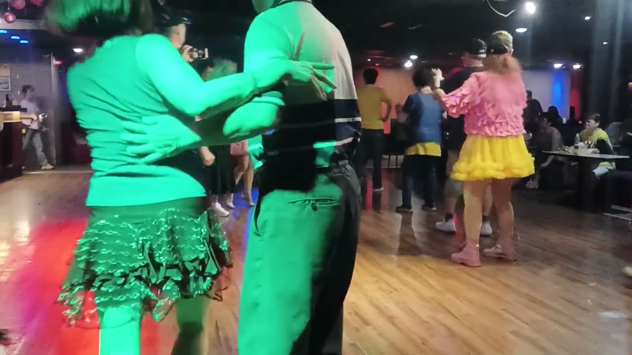 和葉淑惠在三重來家演歌廳跳探戈2025年8月9日