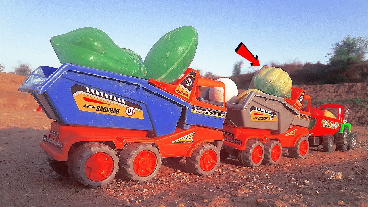 Tractor truck par fruits loading ka video toy tractor ka fruits