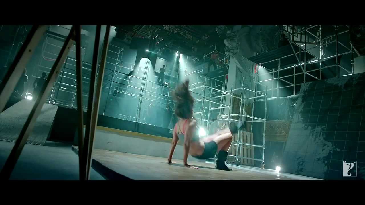 kamli song movie dhoom 3 kamli song movie dhoom 3