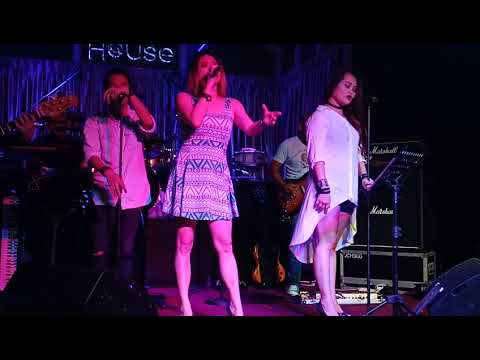 ...Gadis Cina Nyanyi Lagu Ella Sangat Power... Dua Insan Bercinta