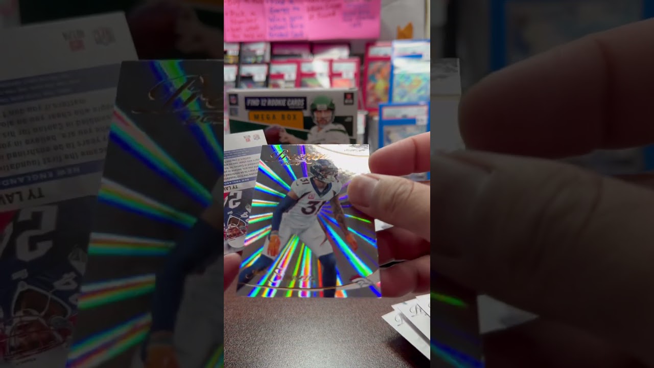 Panini Prestige 2023 Value Pack - Looking for Heroes #5