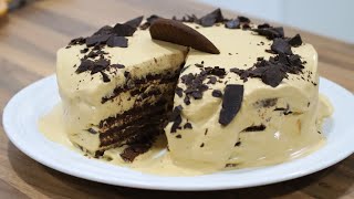 The Easiest Chocolate Cookie Cake Recipe