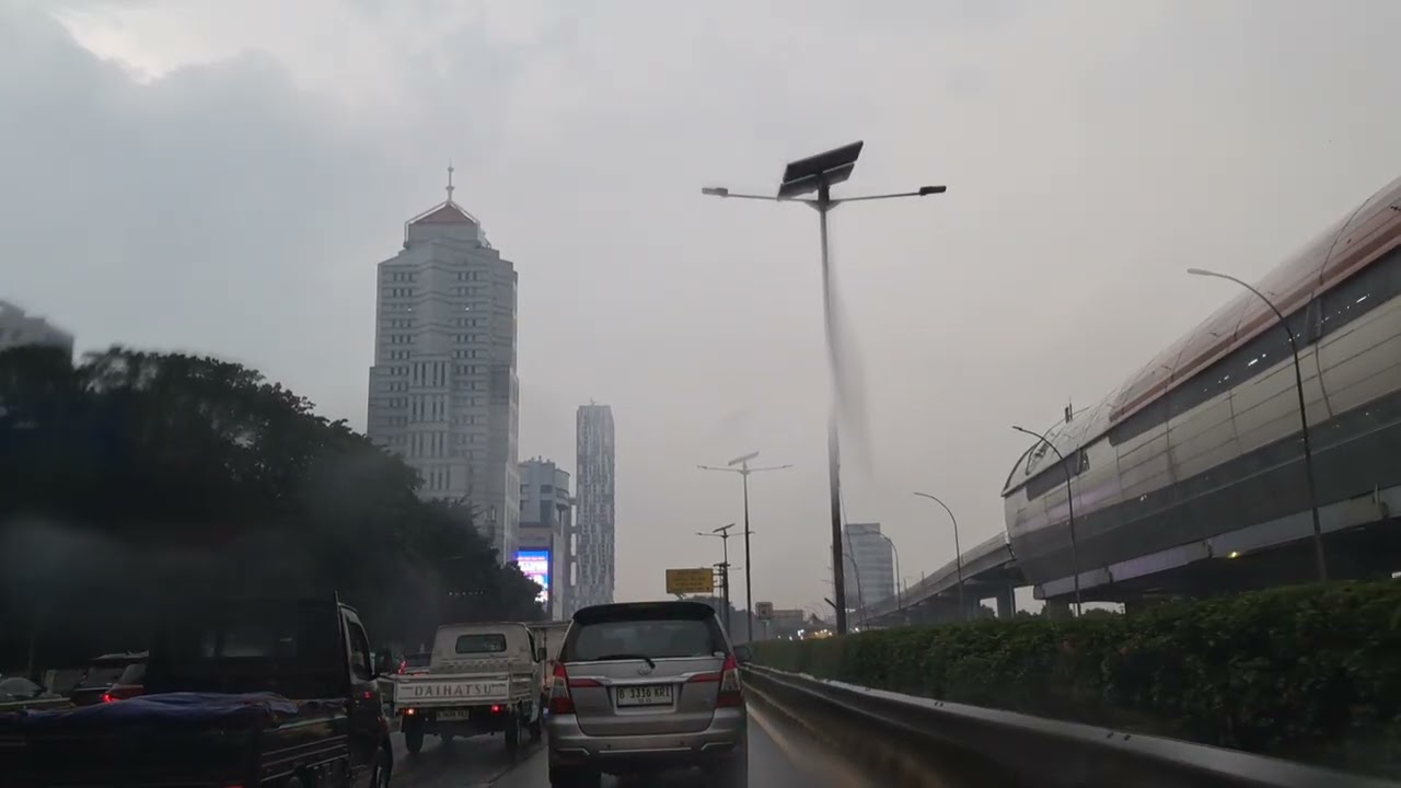 JAKARTA SUDAH MULAI HUJAN DERAS, 03 DESEMBER 2025