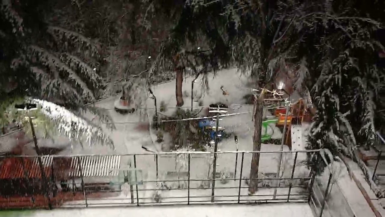 თოვლსაც? თავისებური: სილამაზე აქვს❤️ У снега? имеетьса? свая: красота❤️❤️❤️