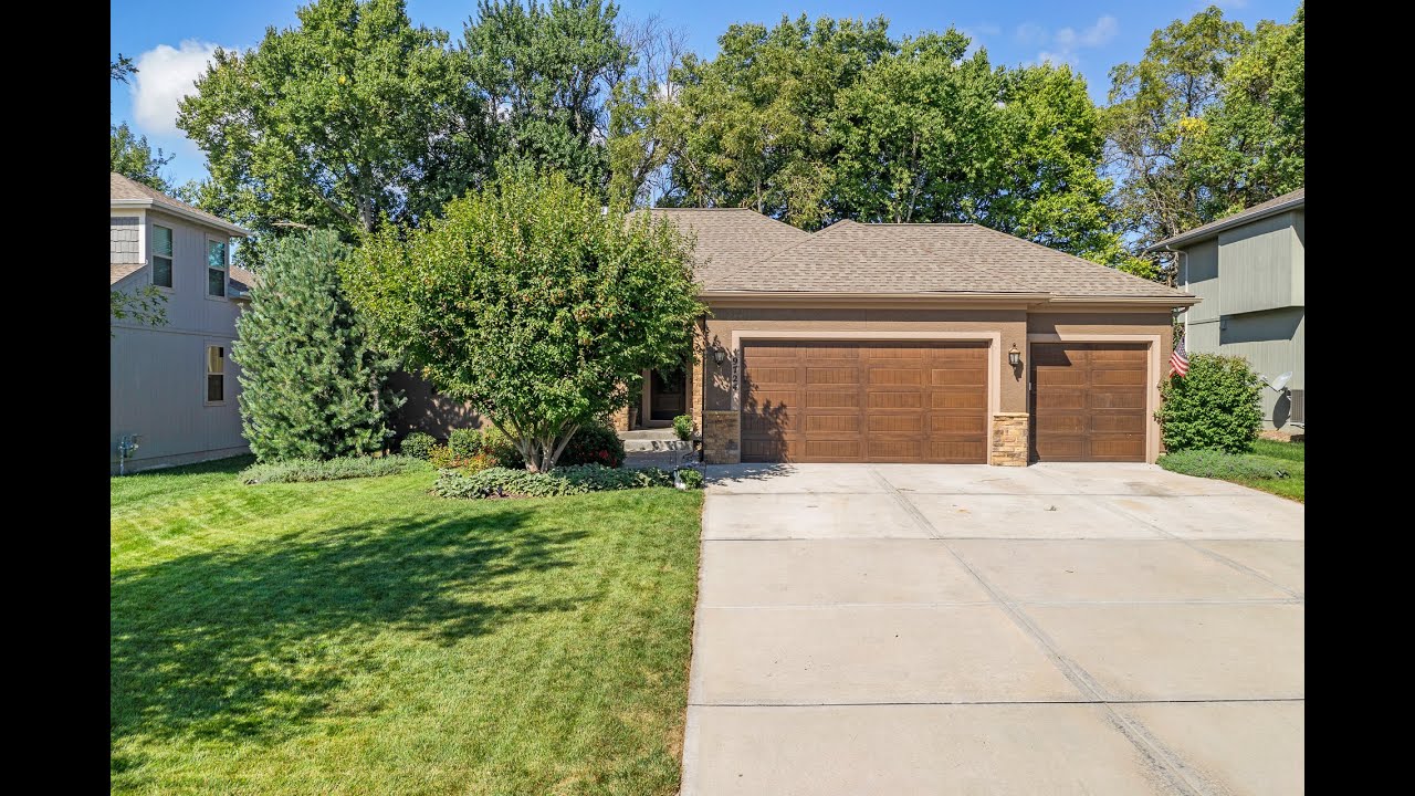 19724 Barstow St, Spring Hill, KS YouTube