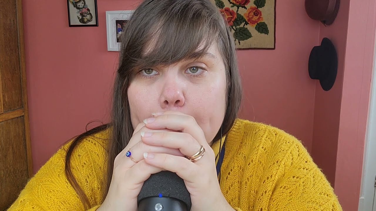 ASMR-шепот, прикрывающий горло