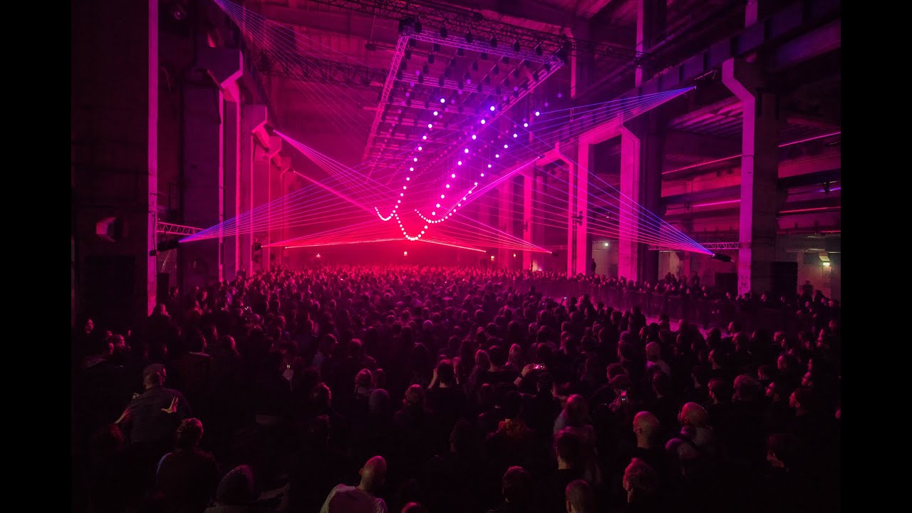 DEEP WEB - kinetic audiovisual installation and performance