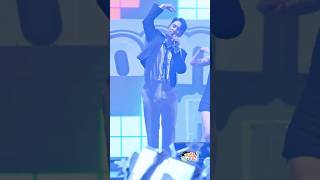 사랑너였니 부르면서 하트 보내는 #장민호