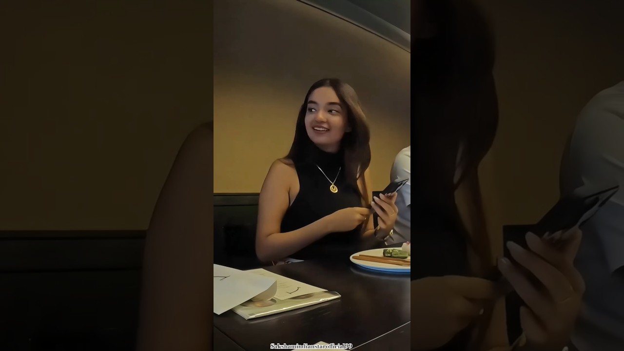 Anushka sen purchase a new phone 📱🤳✨