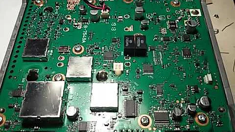 ICOM ID-880 Frequency expansion by LU3ELR