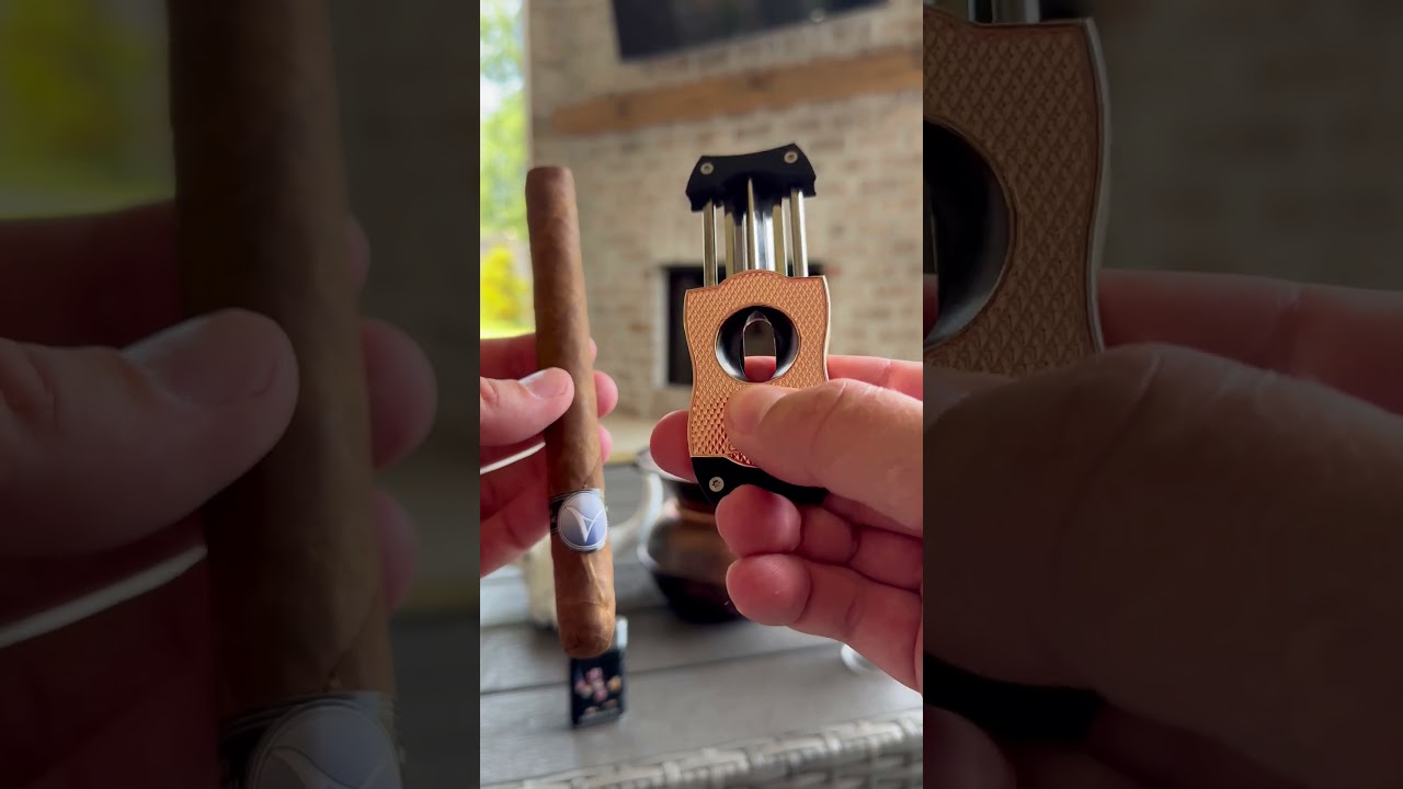 🌞 SMOKING A DELICIOUS CIGAR ON A HOT SUMMER DAY - SAVORING THE SIZZLING MOMENTS! 🌴💨 