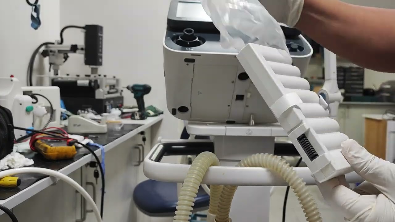 Mindray SV 300 ventilator Battery and Oxygen sensor Replacement.