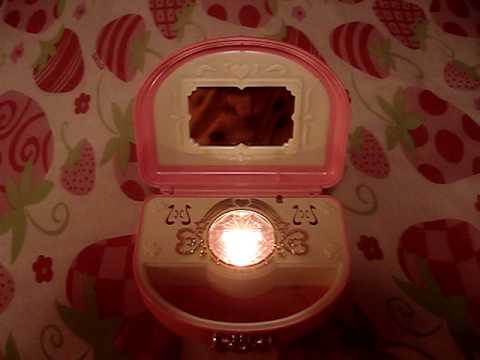 Caja musical Sailor Moon rosa – Chibi Kokoro