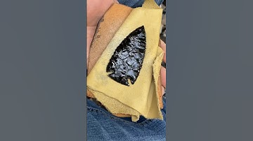 The finishing touches #flintknapping #primitivetechnology #obsidian #asmr #art #craft #stone