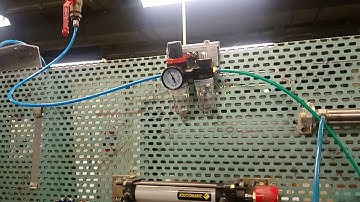 Vérin simple effet, commande indirecte