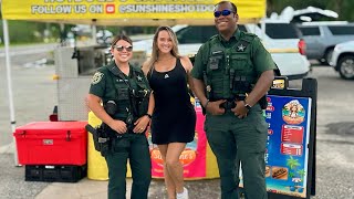Police Officers Shocked Everyone at My Hot Dog Cart Today... 👮‍♂️💛🌭
