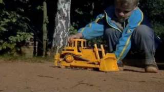 MOMAMINI BRUDER Bulldozer Caterpillar