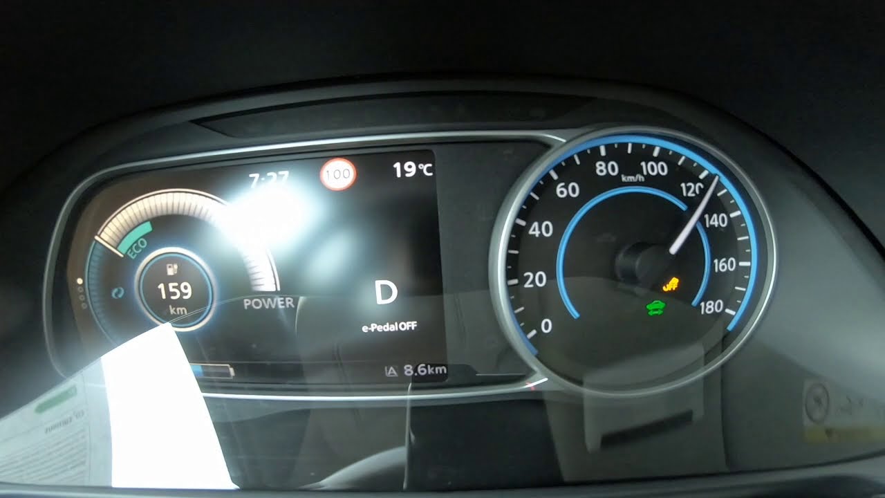 Nissan Leaf 2018 // 150PS // 0100 km/h in 7.2 Sek. YouTube