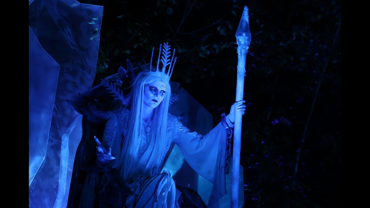 ❄️ 360° Morgana’s Frozen Knights in Toverland | IJzige Halloween Nights VR Beleving 👻