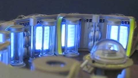 POLAR LIGHTS LOST IN SPACE JUPITER 2 MODEL w/LED & Fiber Optics - PART III