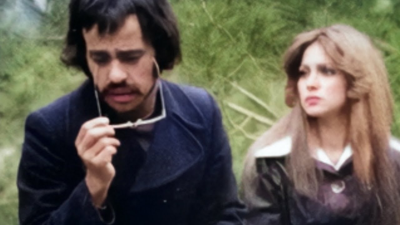 فیلم قدیمی؛ گلهای کاغذی | ۱۳۵۶ | رنگی شده