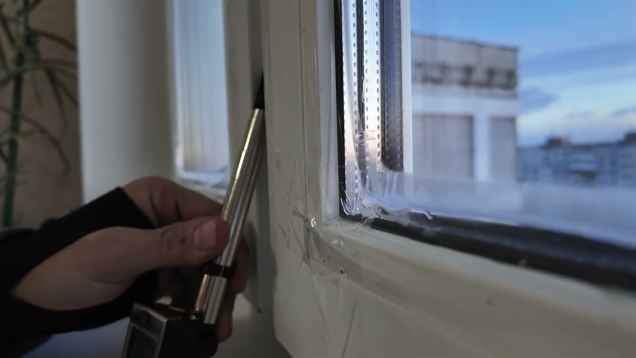 Пытаюсь понять почему плачет окно и холод с помощью анемометра гигрометра дымогенератора точки росы