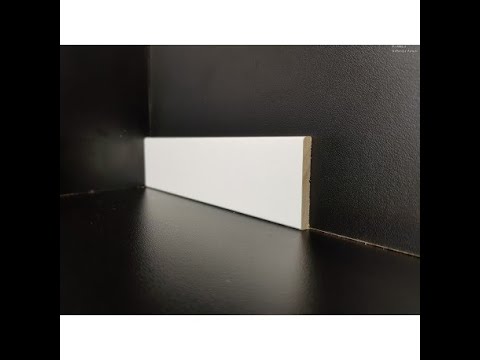 Battiscopa di basso spessore bianco in legno spessore di soli mm 5 Video