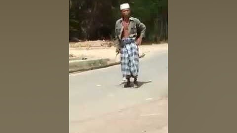 Madura Keras terbukti dari kakek yang marah - marah