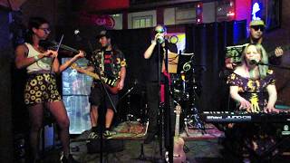 Yinyang Sunflower - Cheap Sunglasses (Blind Bobs)