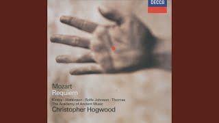 Video thumbnail of "Westminster Cathedral Choir - Mozart: Requiem in D minor, K.626 - Rex tremendae majestatis"