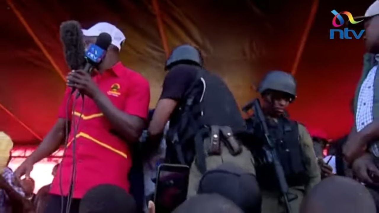 DP Ruto's heavily-armed bodyguards at Kibra rally grab attention - YouTube