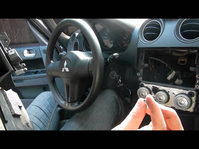 Как сделать линейный вход AUX в автомагнитоле. Бортжурнал Mitsubishi Colt