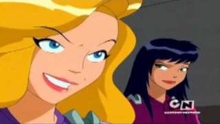 most epic scene in Totally Spies