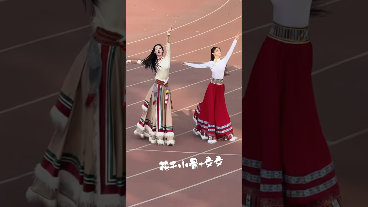 Beautiful and professional dance students Hua Qianxiaogu and Wenwen #xiaolitv z