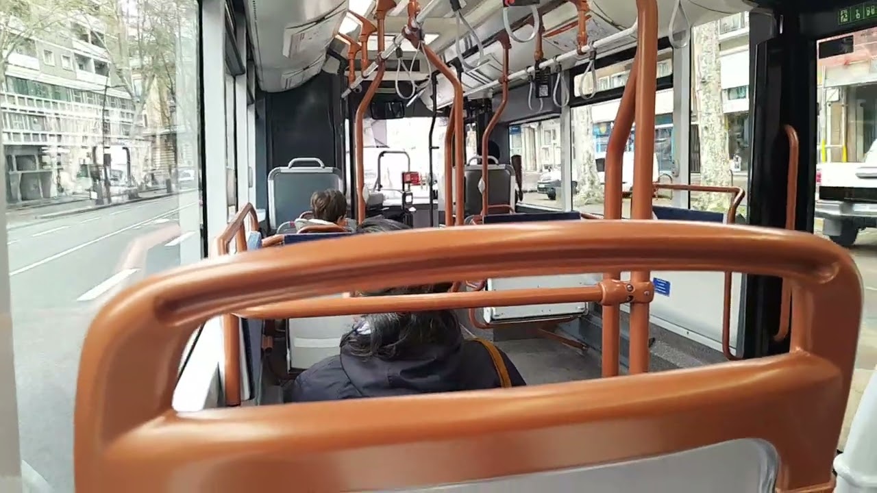 [Tisséo] Iveco Urbanway 12 GNV Cursor 9 Voith n°2220 sur la ligne 70