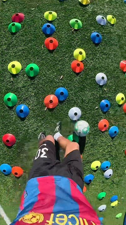 FASTEST WINGER footwork⚡️to improve dribbling #footwork #soccer #footballskills #football #skills