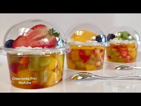 Gelatinas con frutas encapsuladas para negocio o mesa de postres