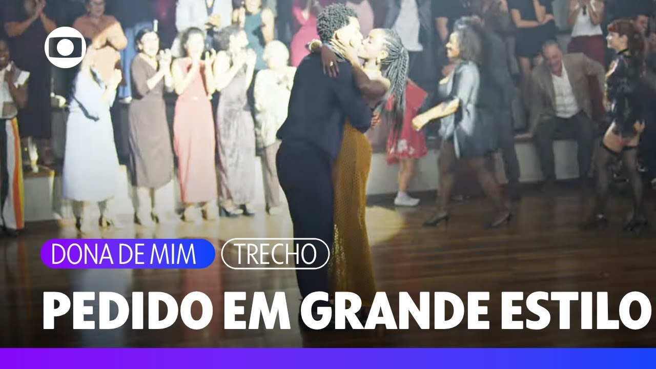 Samuel pede Leona em casamento coroando o desfile da Boaz | Dona de Mim | TV Globo
